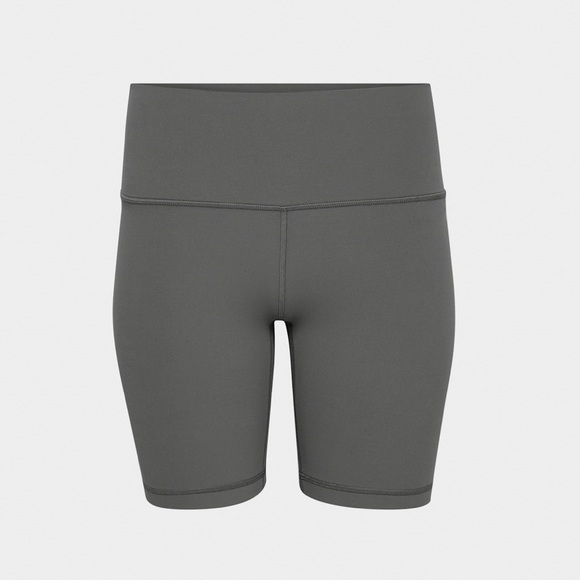 Aritzia Pants - TNA BUTTER ATMOSPHERE HI-RISE 7" SHORT in Coal Grey